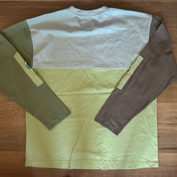 Round Two Long Sleeve Large - Picture 3 of 4